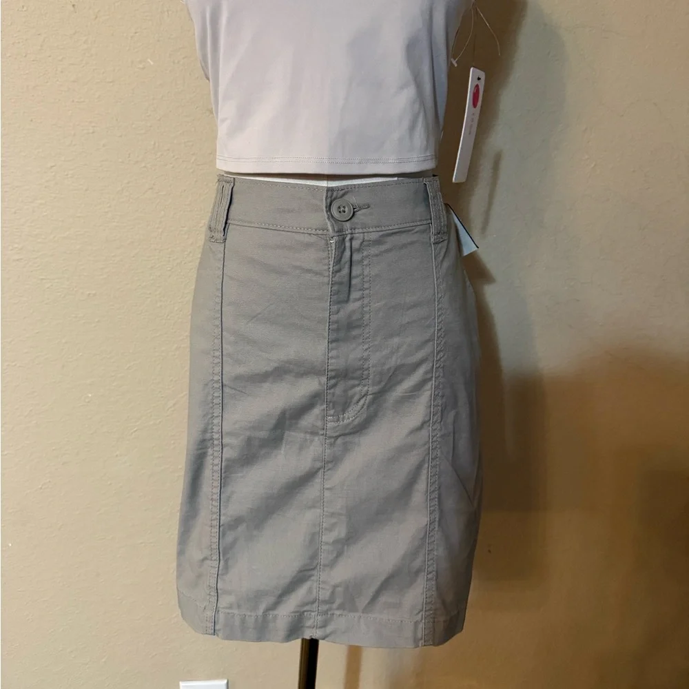 Lee Skirt Shorts - Picture 1 of 5